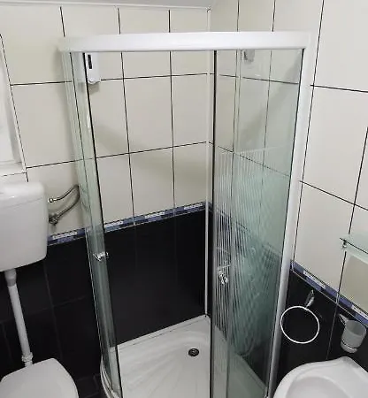 Banjica 招待所 索科矿泉村