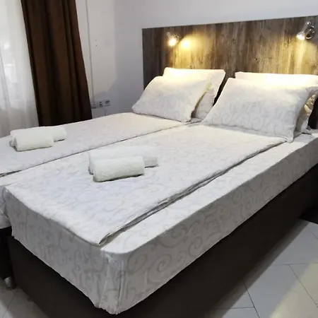 Banjica 3* 索科矿泉村